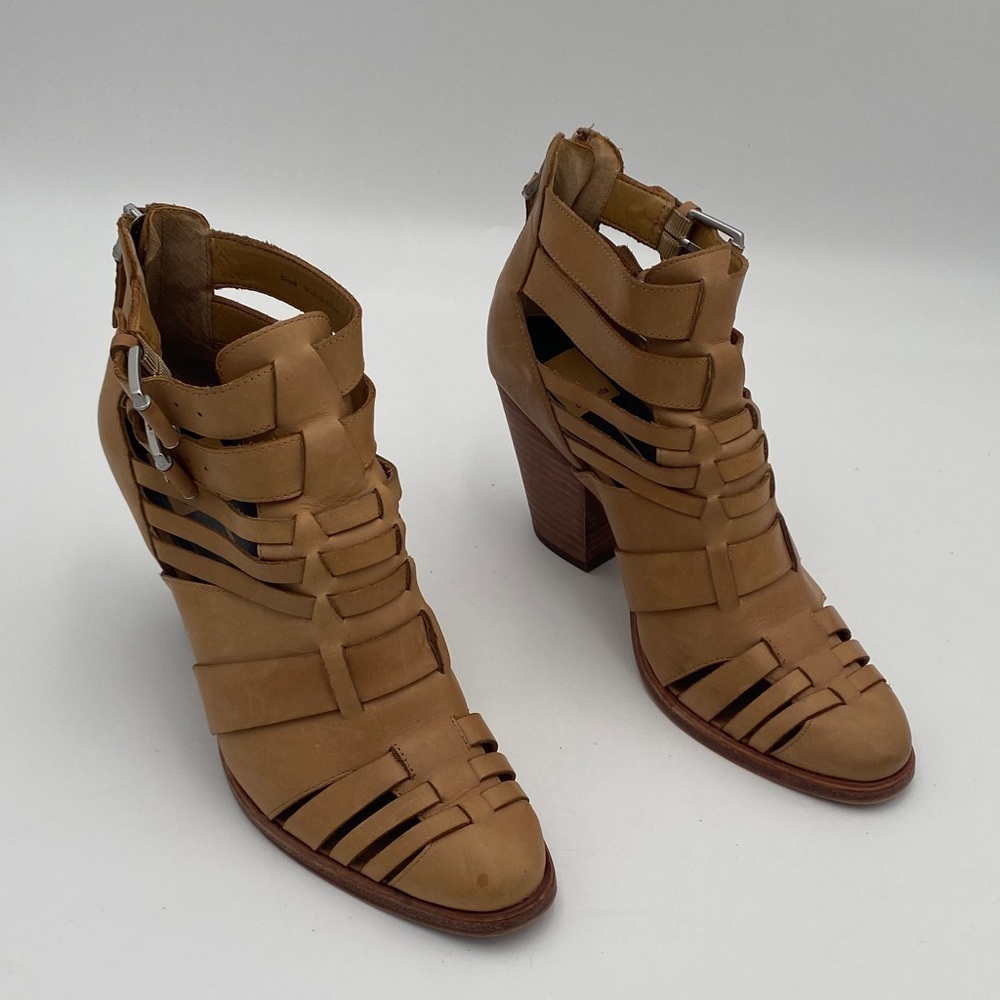Dolce Vita booties women 8 leather casual office Festival retro Y2K buckles